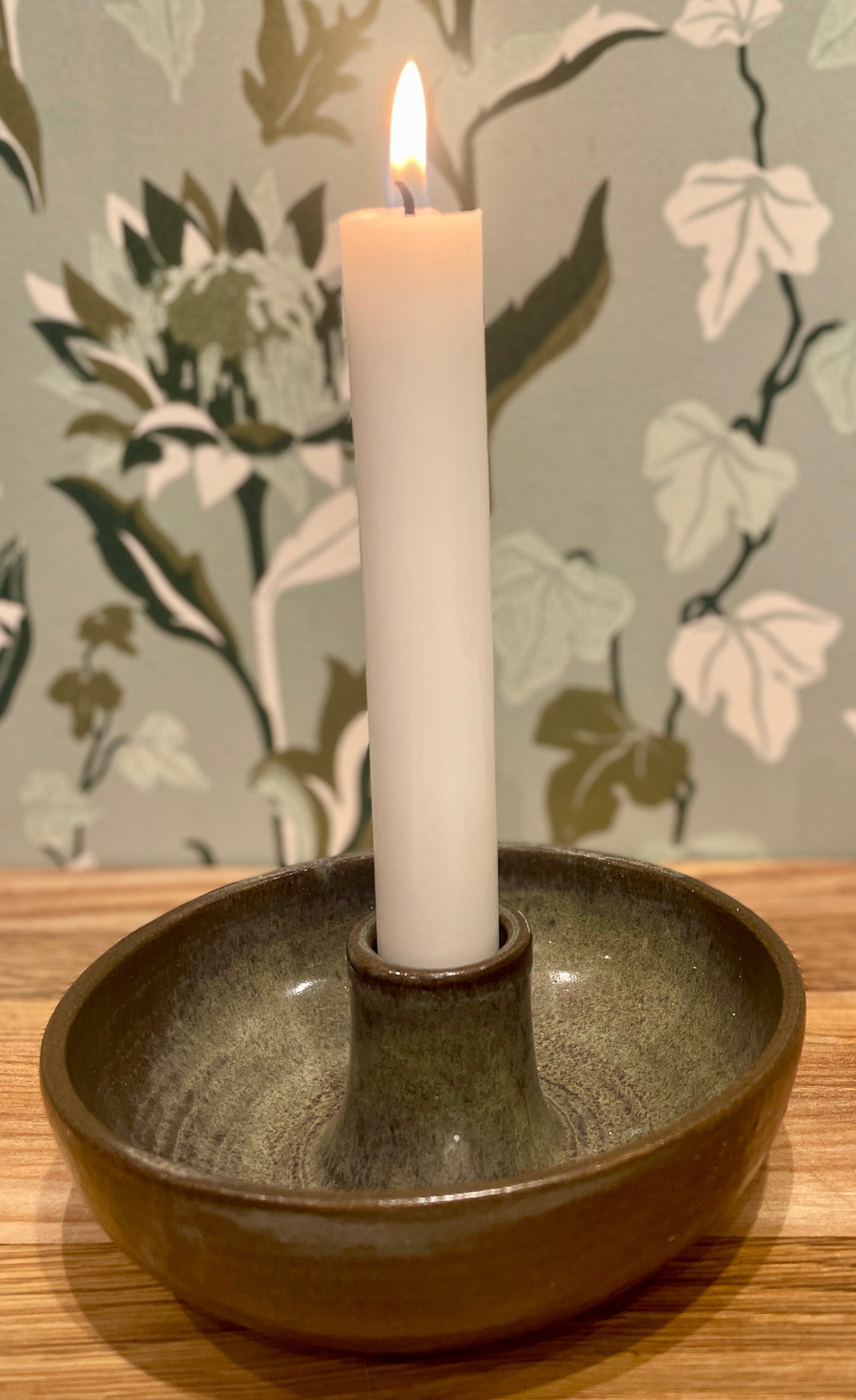 Ljusstake i skål - Grå